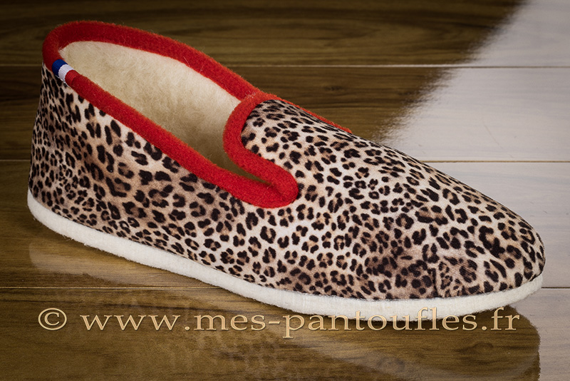 Pantoufles charentaises pour femme semelles feutre léopard bordure rouge