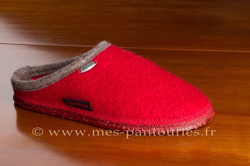 Pantoufles laine rouge semelle antidérapante