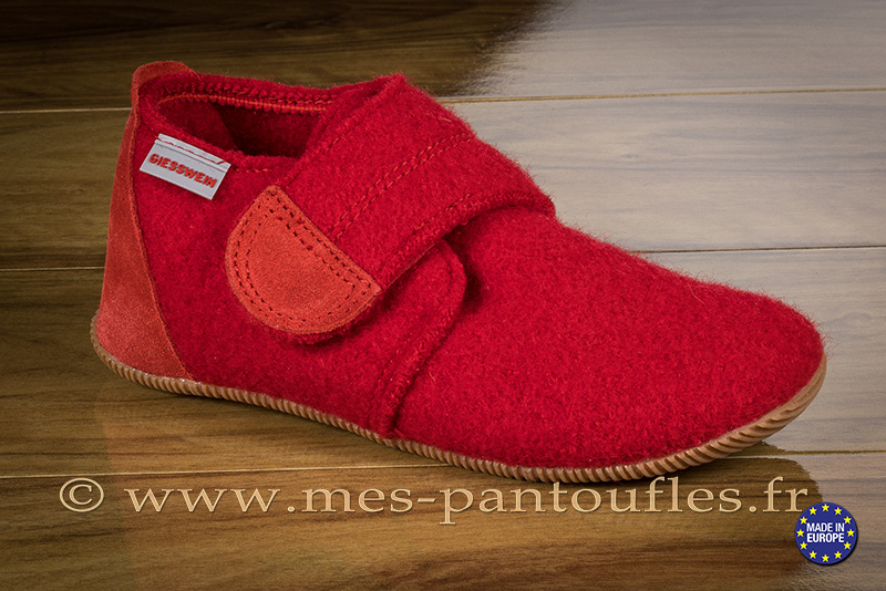 Pantoufles laine rouge semelle antidérapante