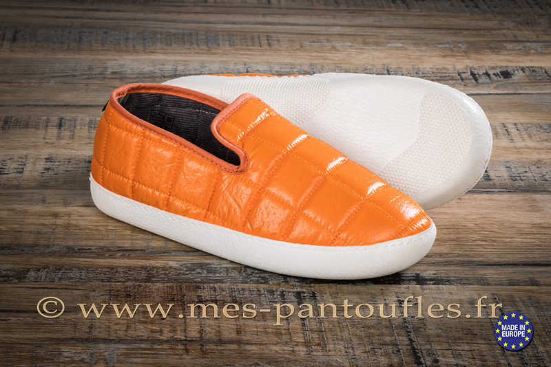 Chausson doudoune orange