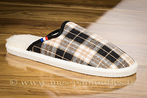 Mules feutre écossais noir et or