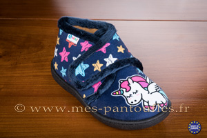 Chaussons avec licorne à scratch
