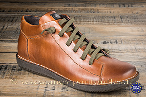 Basket montante Chacal en cuir cognac - Élégance et confort artisanal