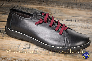 Basket en cuir noir lacets élastiques rouge