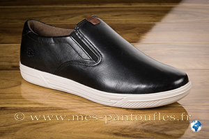Chaussure sans-gêne noire grande pointure