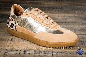 Basket femme dorée et léopard – Look urbain chic